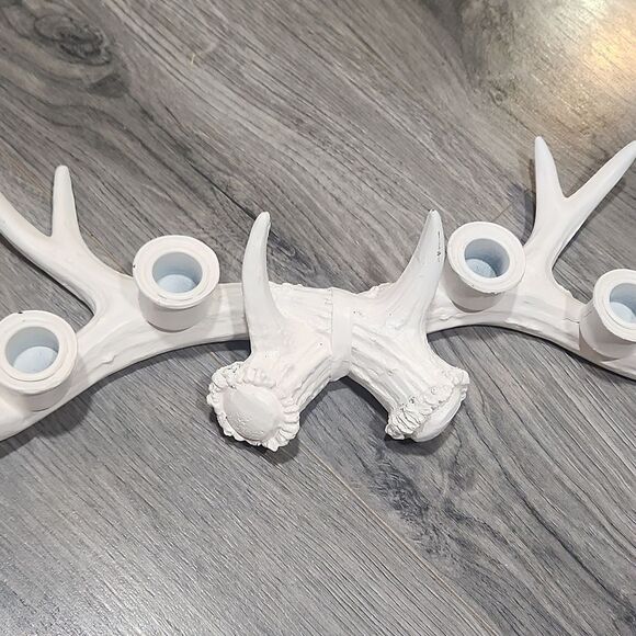 LG White 4 Candle Antler Centerpiece - Picture 4 of 8